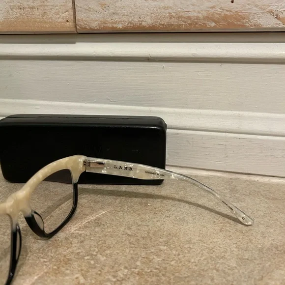 L.A.M.B. Eyeglasses with Case & cloth - Picture 5 of 9
